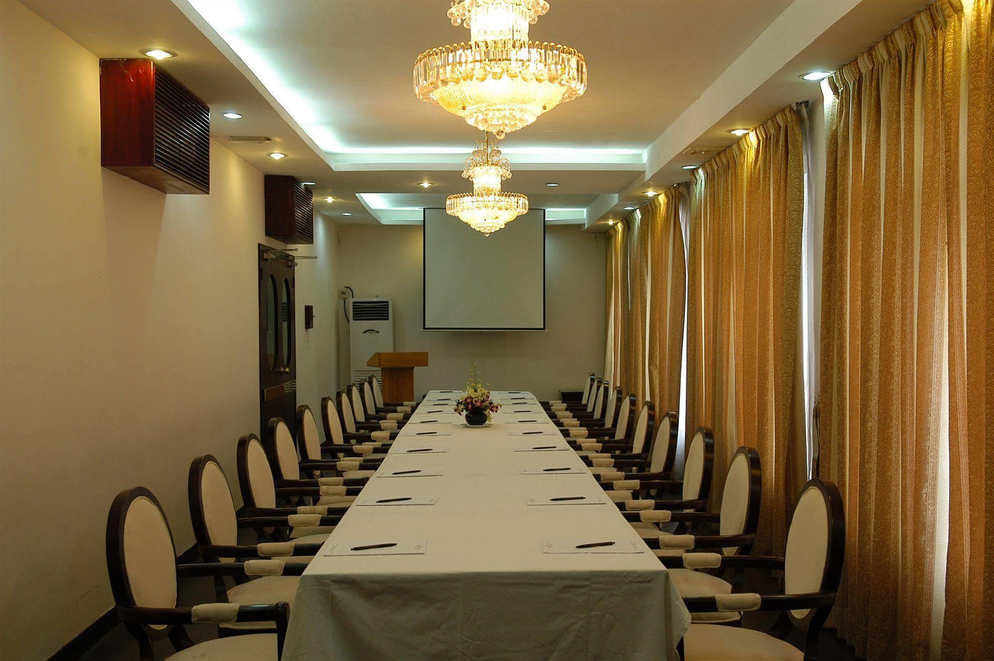 Capital Garden Hotel Hanoi Exterior photo